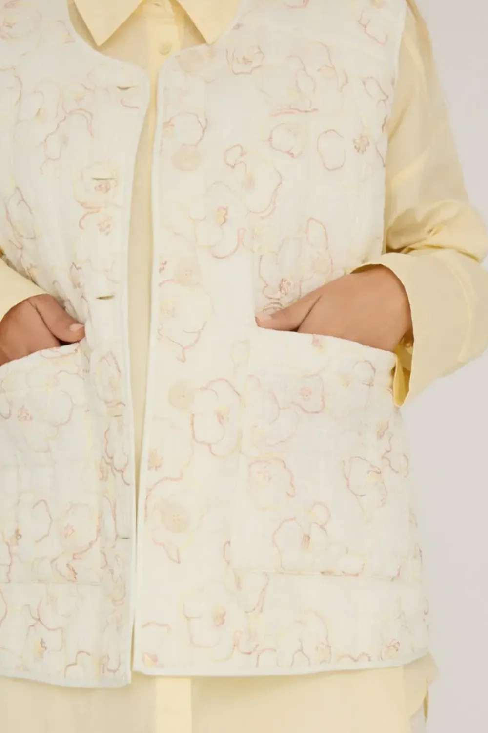 Best Kammy embrodery vest077 sand/white Blazers & Gilets