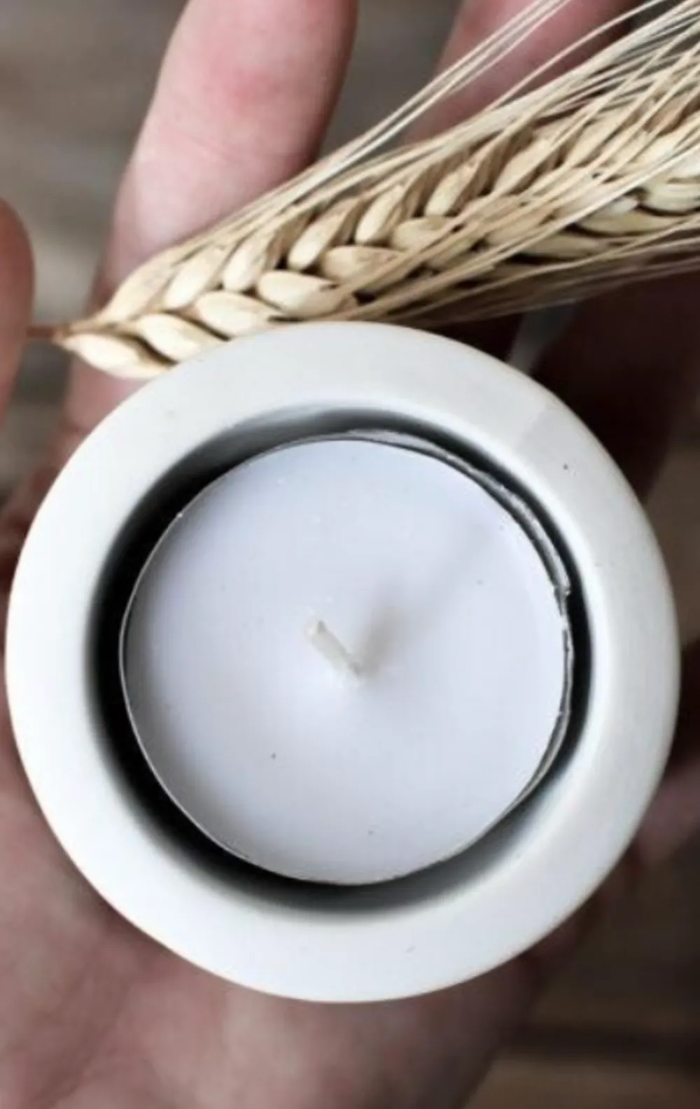 Best Lekvall - Large white tealight holder Kaarsen & Kandelaars